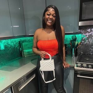 Meet your Posher, Janeice